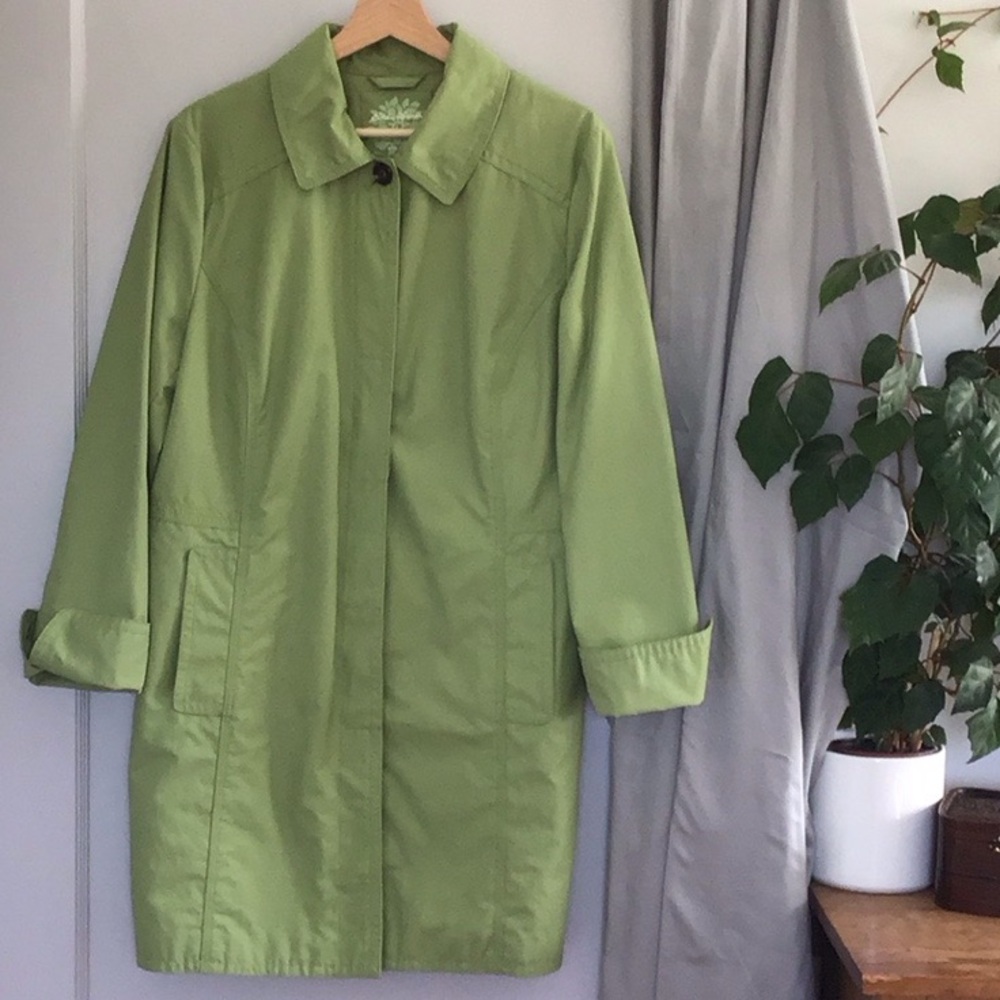 Eddie Bauer Green Trench Coat Lightweight and Structured